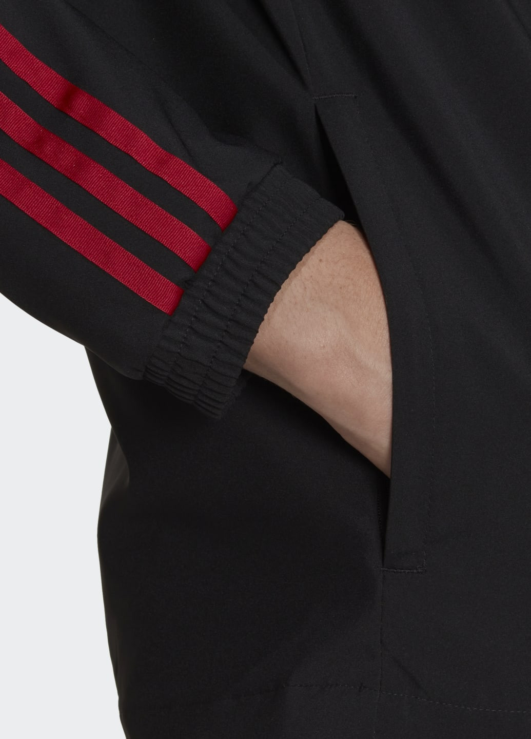 Чорна демісезонна куртка fifa world cup 2022™ official emblem adidas