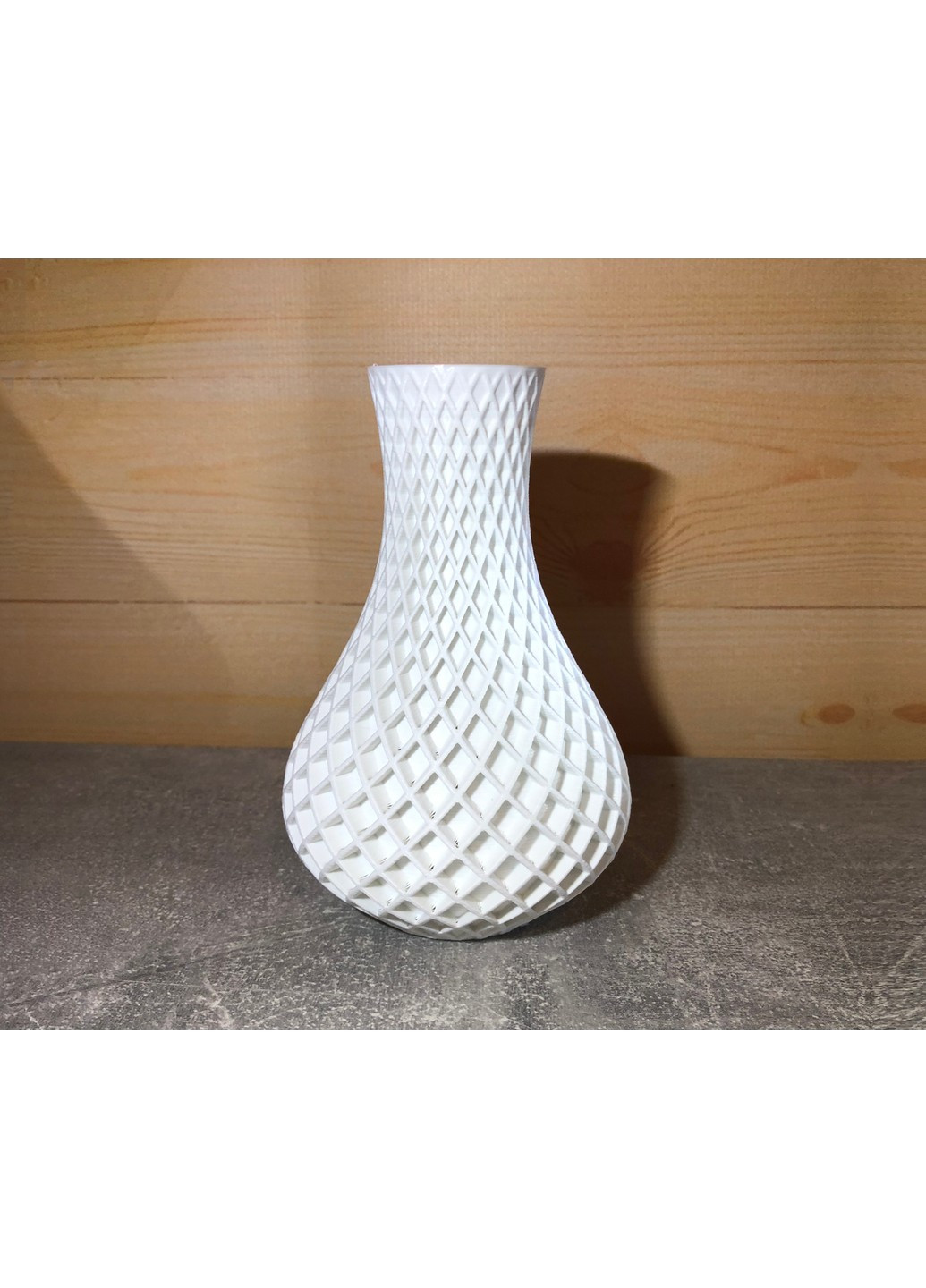 Декоративна тонкостінна ваза «З ромбом» ЗаСвіт (261555275)