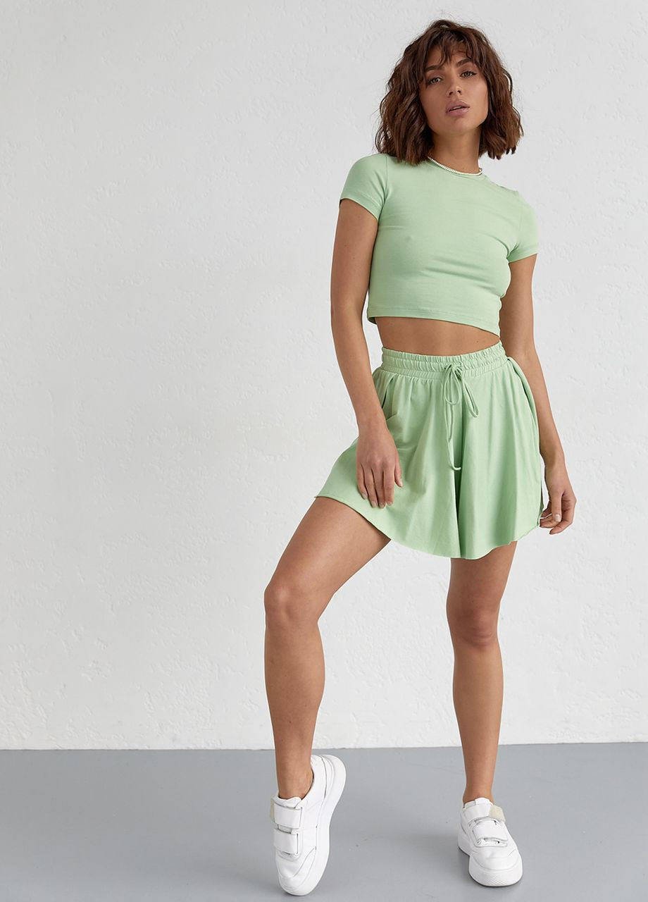 Трикотажный женский комплект с футболкой и шортами - салатовый Lurex (262810175)