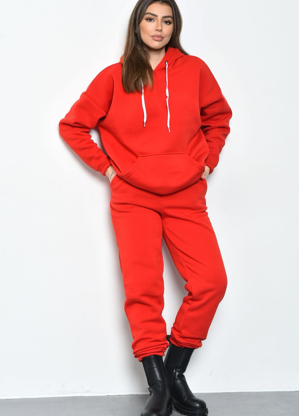 Спортивный костюм женский на флисе красного цвета Let's Shop (275094876)