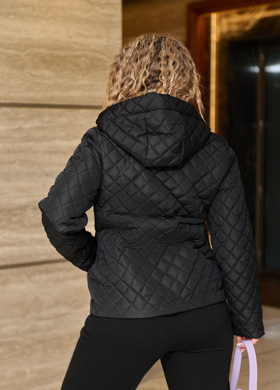 Чорна жіноча куртка з капюшоном чорного кольору р.48/50 405293 New Trend