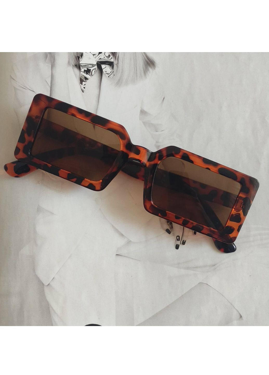 Сонцезахисні окуляри прямокутні в широкій оправі Леопардовий No Brand (257763063)