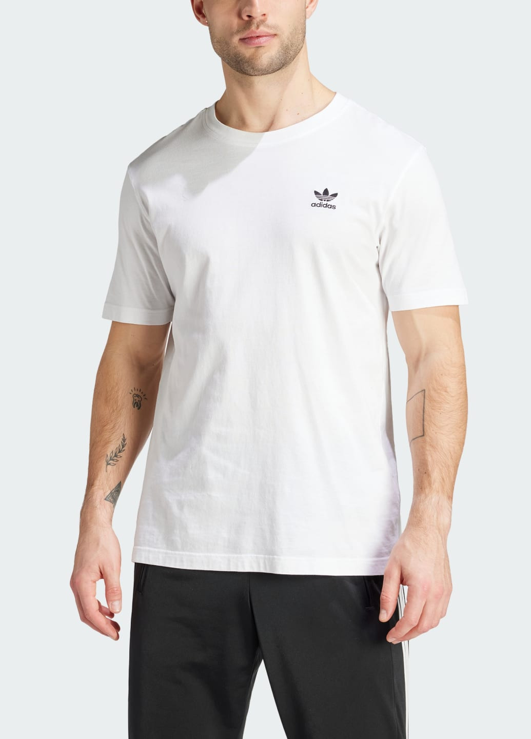 Біла футболка trefoil essentials adidas