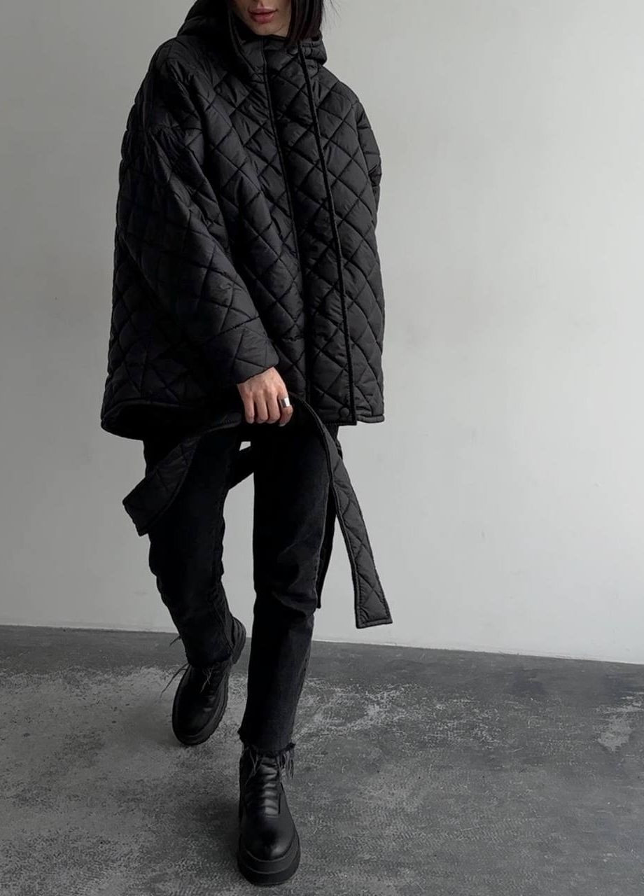 Черная демисезонная классная куртка с поясом из плащёвки и с наполнителем силикон 150, стильная универсальная куртка в размере 42-46 и с капюшоном No Brand 063-1