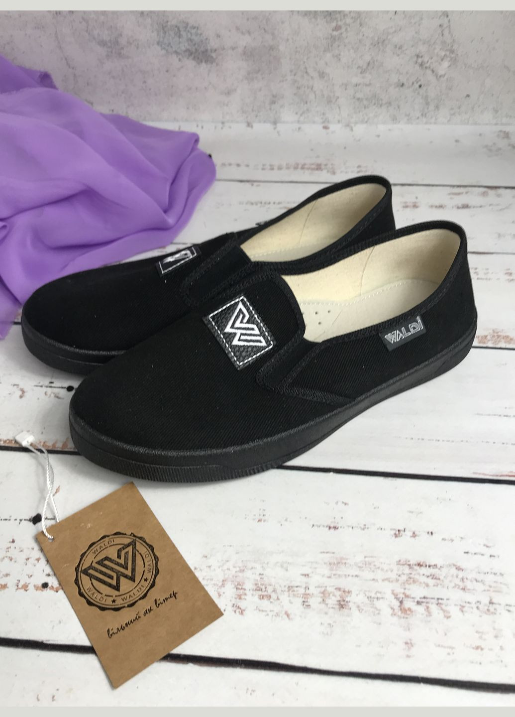 Черные слипоны детские для мальчика черный (111) Waldi с вышивкой