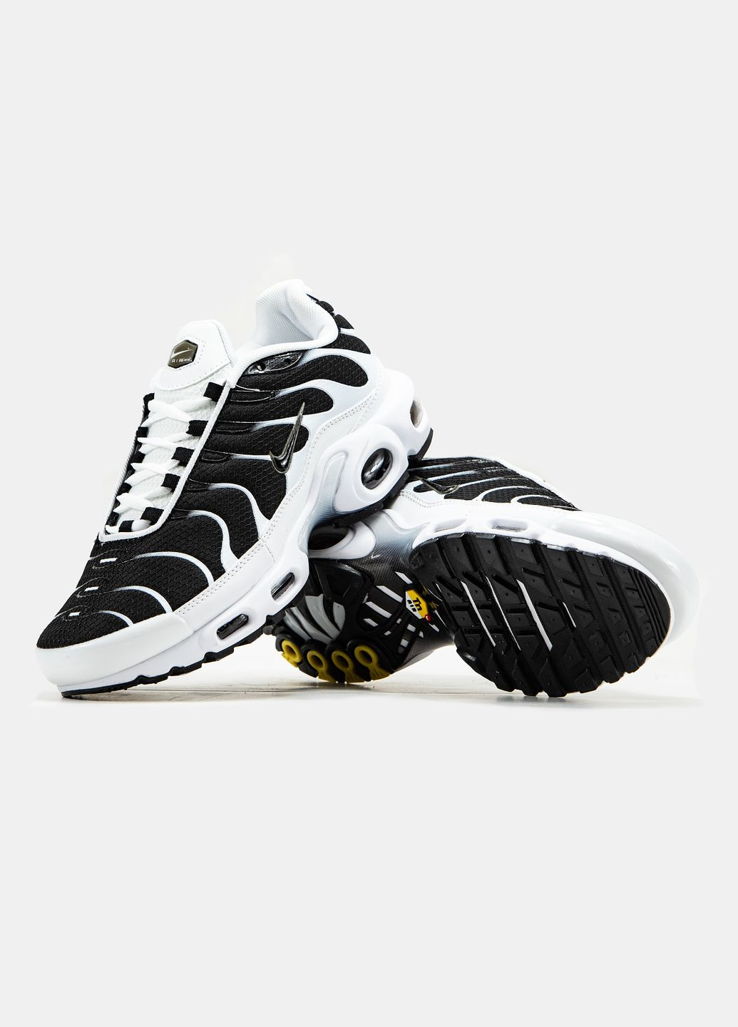 Кроссовки женские и мужские Nike Air Max TN Plus black white | Найк Аир Макс ТН Плюс черно-белые No Brand чёрно-белые демисезоны (315482997)