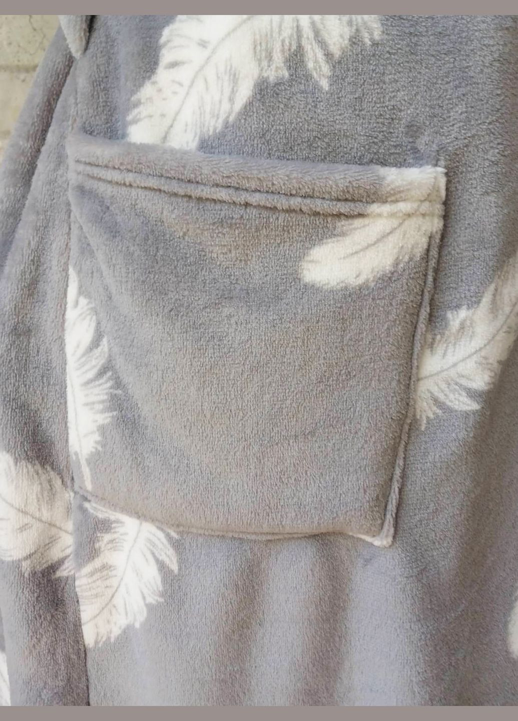 Женский длинный теплый халат большого размера вельсофт махра, зимний батал с капюшоном и карманами на запах под пояс No Brand (315517602)