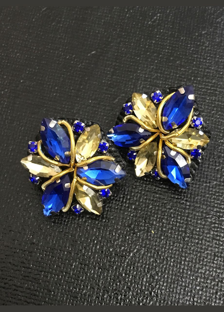 Серьги пусеты из страз No Brand (331288545)