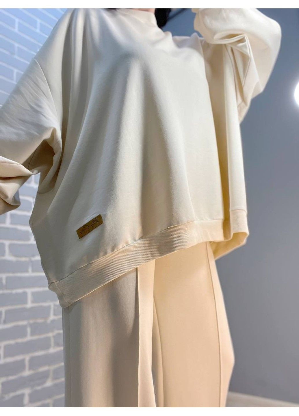 Костюм жіночий MY CITY 3044-8286 світшот широкий оверсайз та брюки палаццо зі стрілкою No Brand (313453265)