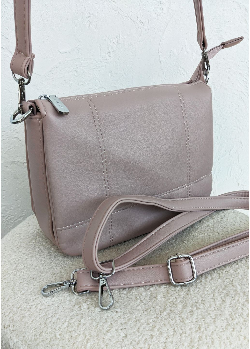 Лаконичная светло-розовая сумка с отсрочкой InFashion Сумка (360751148)