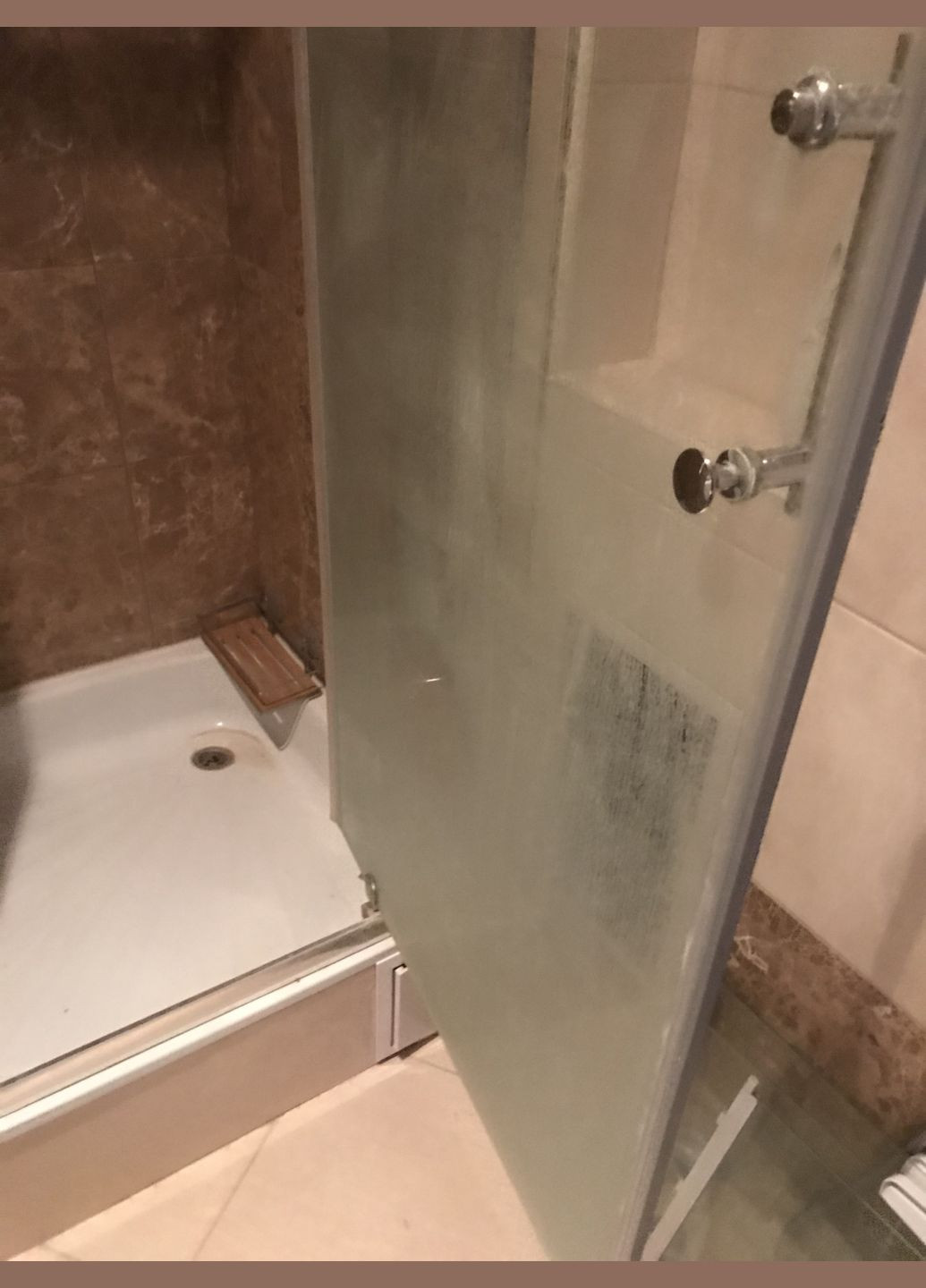 Средство для удаления сложных соляных налетов 1 литр Crystal Clean tile power (331892760)