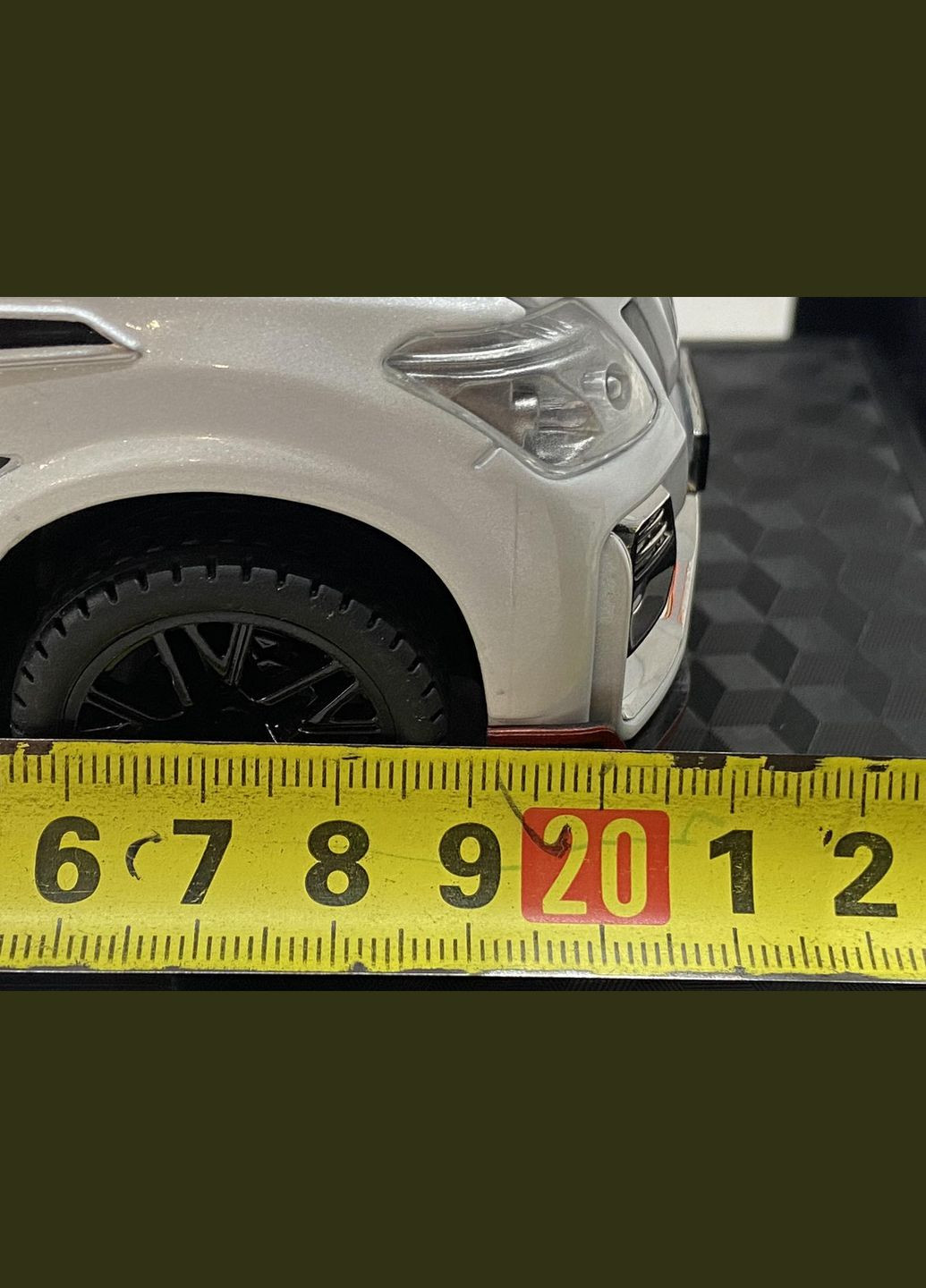 Машинка Nissan Patrol инерционная звук свет 1:24 Белая (GT0936) TK Union Group (301421817)