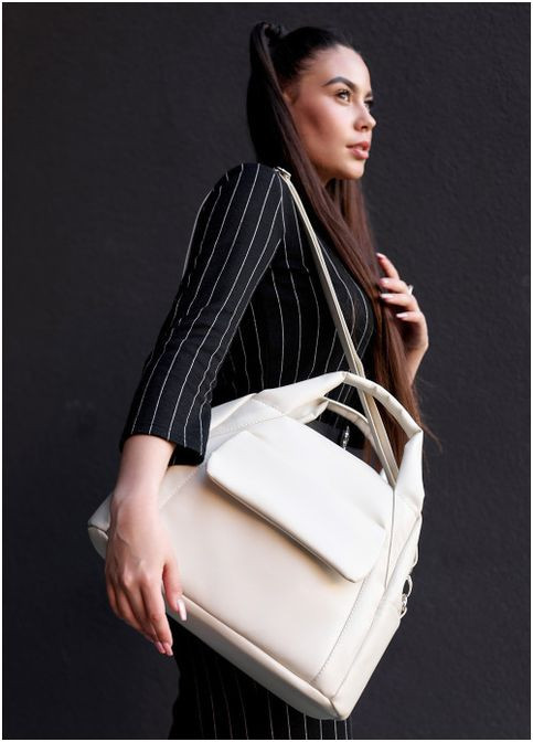 Жіноча спортивна сумка з кишенями Молочна (10560371625) Sambag (361244769)