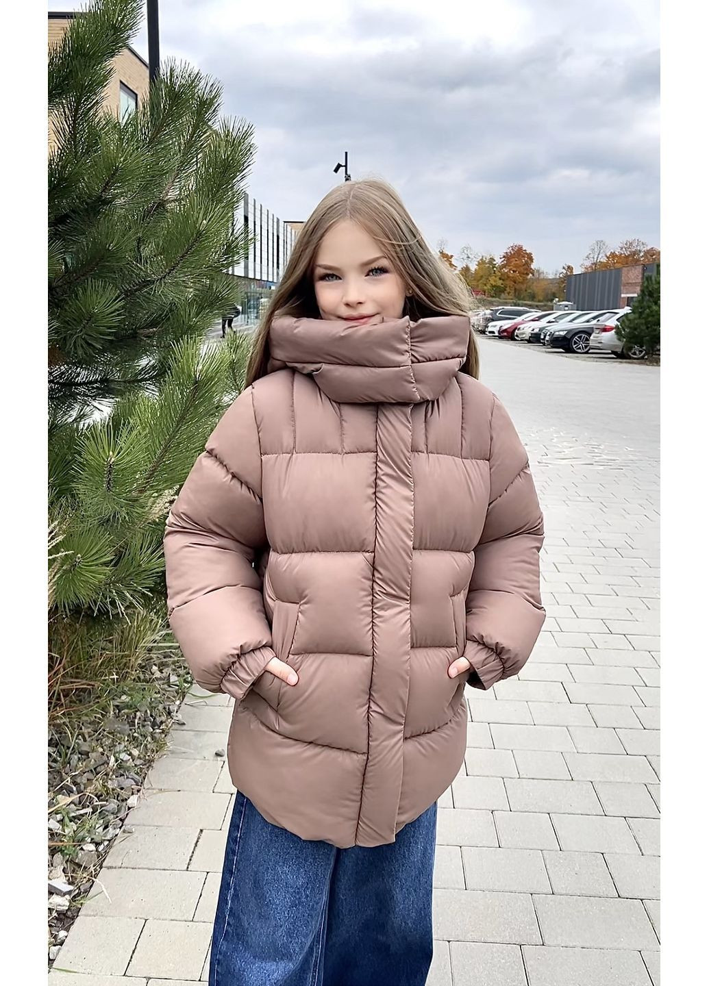 Бежева зимня підліткова зимова куртка для дівчинки бежева 127261 No Brand