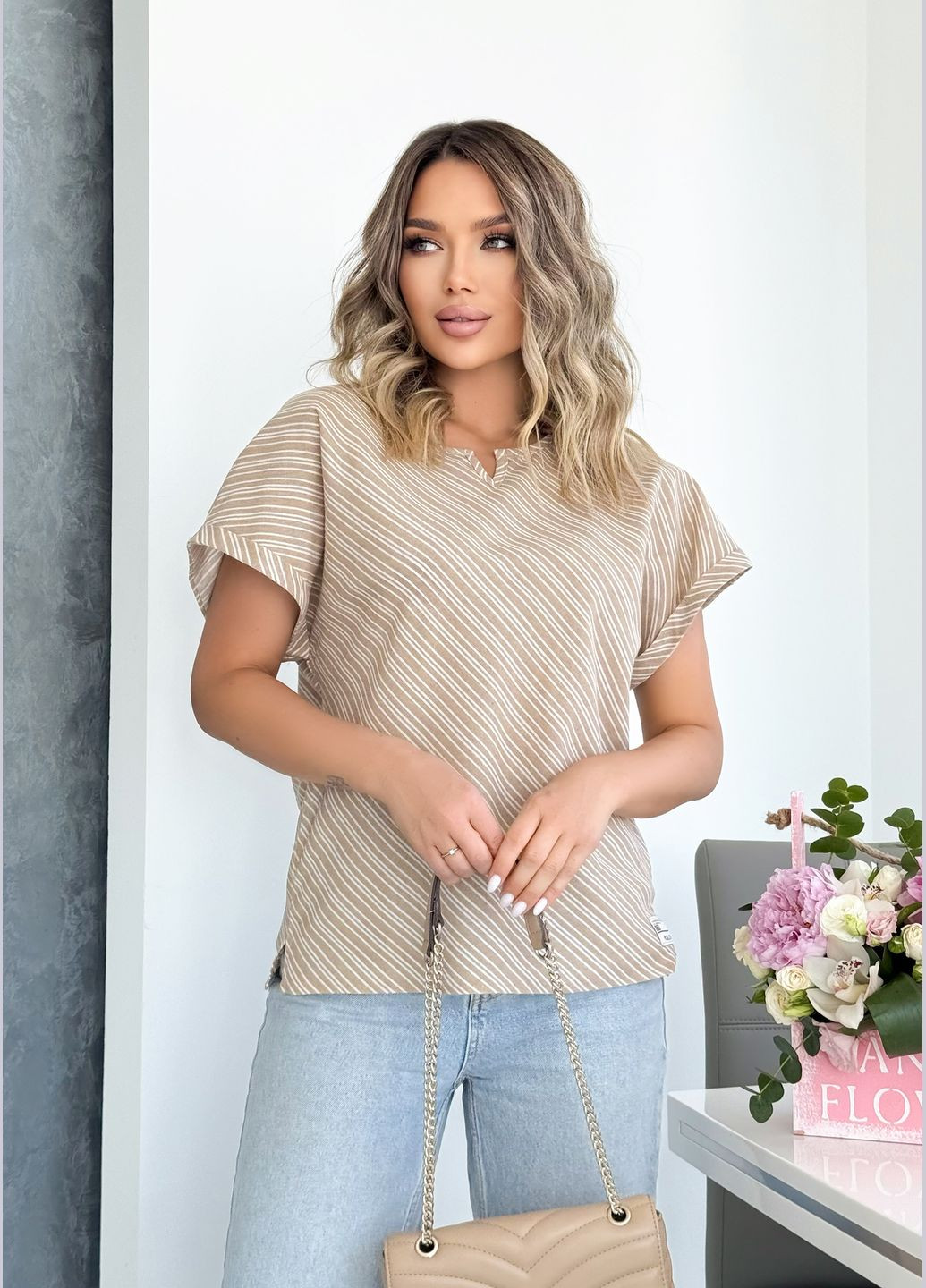 Бежевая удобная и дышащая блуза в актуальную полоску INNOE Блузка