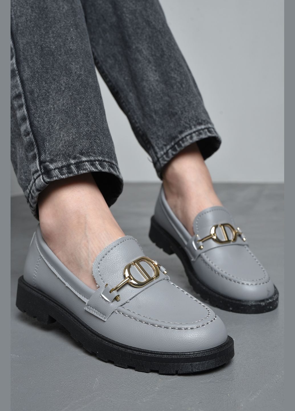 Туфлі-лофери жіночі сірого кольору Let's Shop (278274450)
