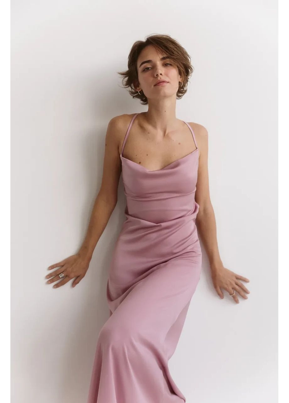 Пудрова сукня довга сатин бретелі змійка 44 пудра Azuri