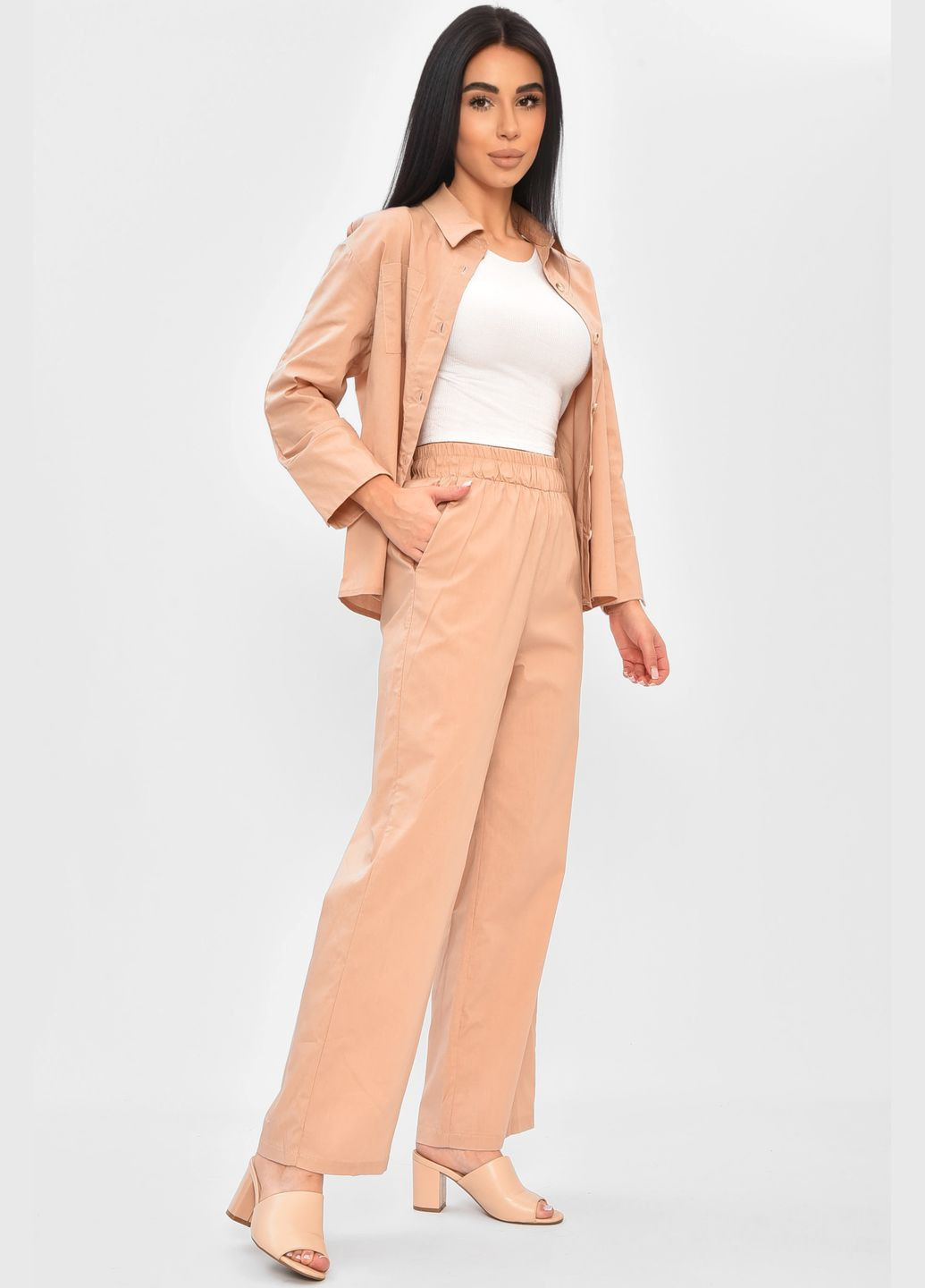 Костюм жіночий однотонний бежевого кольору Let's Shop (337115547)