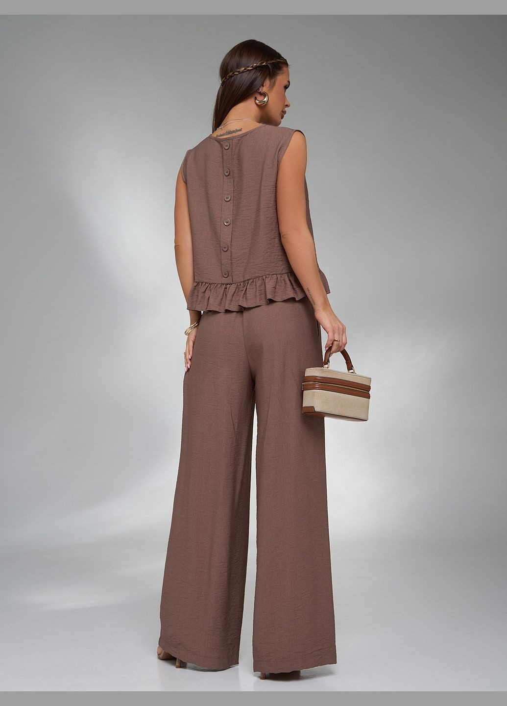 Стильний лляний костюм з воланом No Brand (327437800)