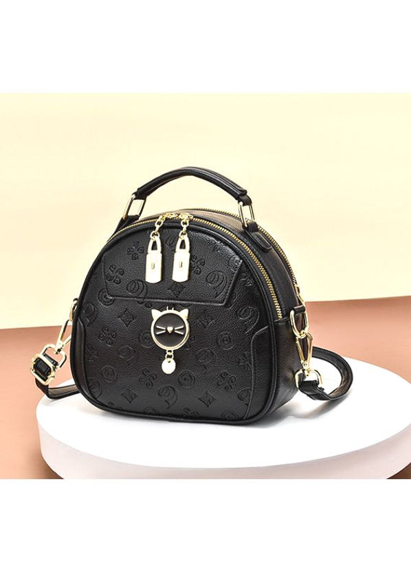 Жіноча маленька сумочка на плече з брелком екошкіра молочного кольору ProDobro (363135516)