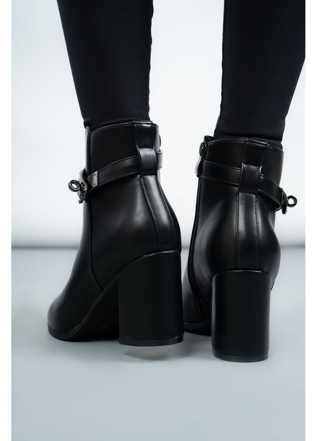 Черевики жіночі 704-9 чорні 346606 Louis (365234502)