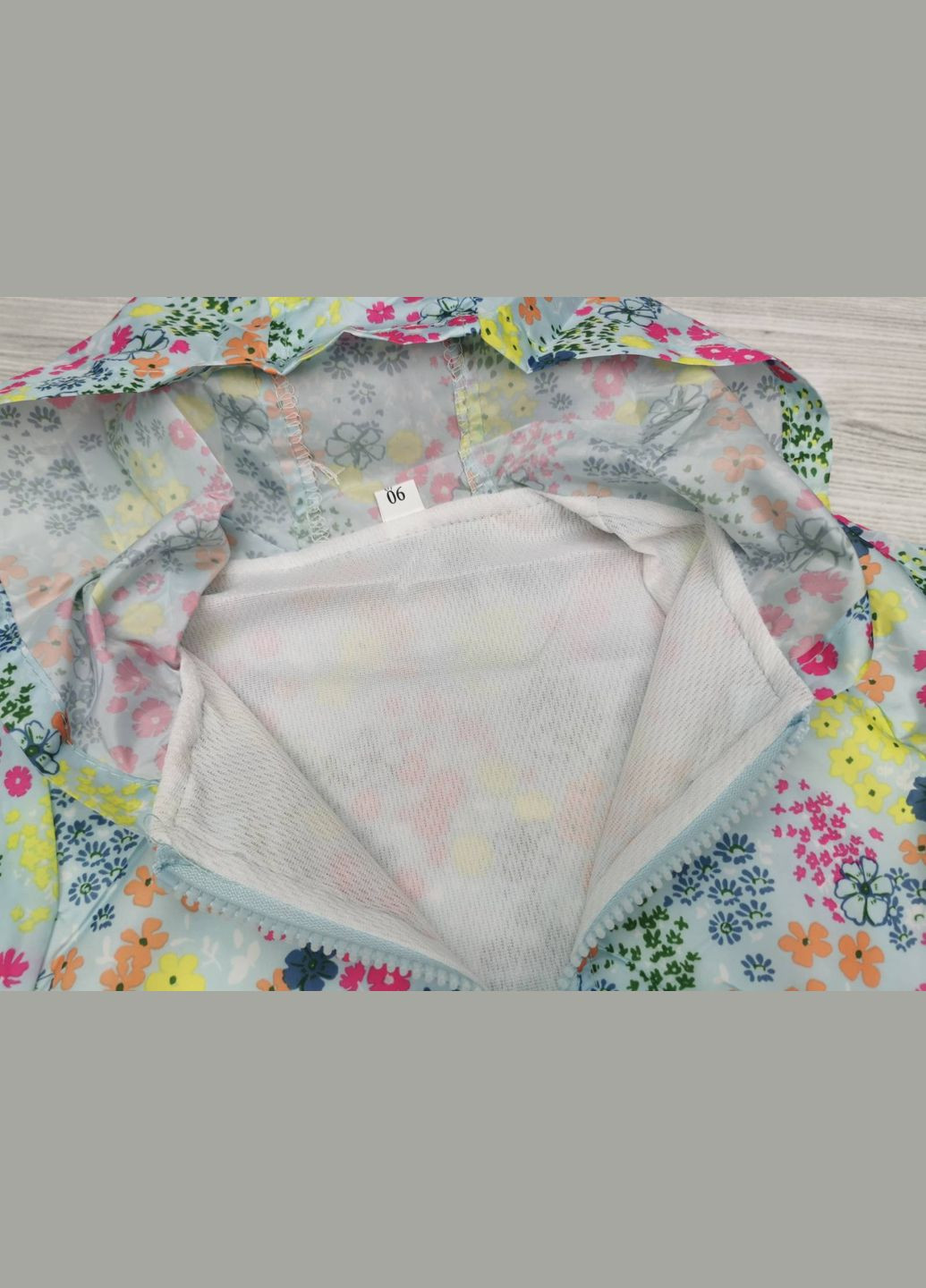 Комбинированная демисезонная ветровка для девочки голубая 1783, размер 120 No Brand