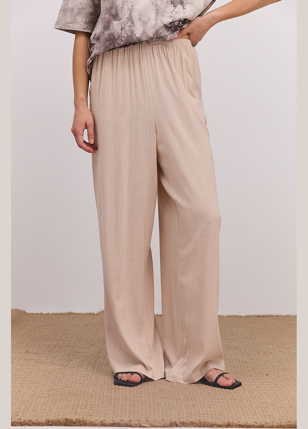 Летние женские брюки бежевого цвета Arjen (340917430)