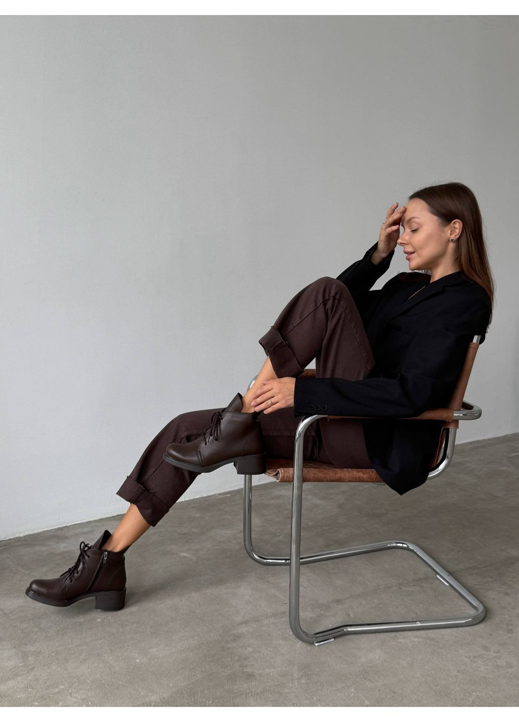 Осенние демисезонные кожаные ботинки Helen