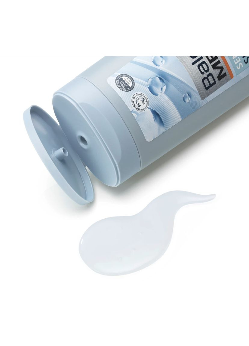 Мужской шампунь для чувствительной кожи головы MEN Shampoo Sensitive, 300 ml Balea (366569479)