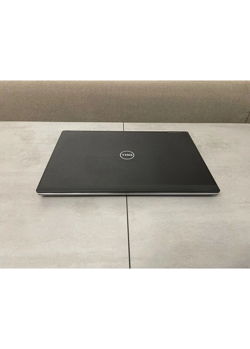 Мобільна робоча станція Precision 7740 / 17.3" (1920x1080) IPS / Intel Xeon E-2276M (6 (12) ядер по 2.8 - 4.7 GHz) / 32 GB DDR4 Dell (398146874)