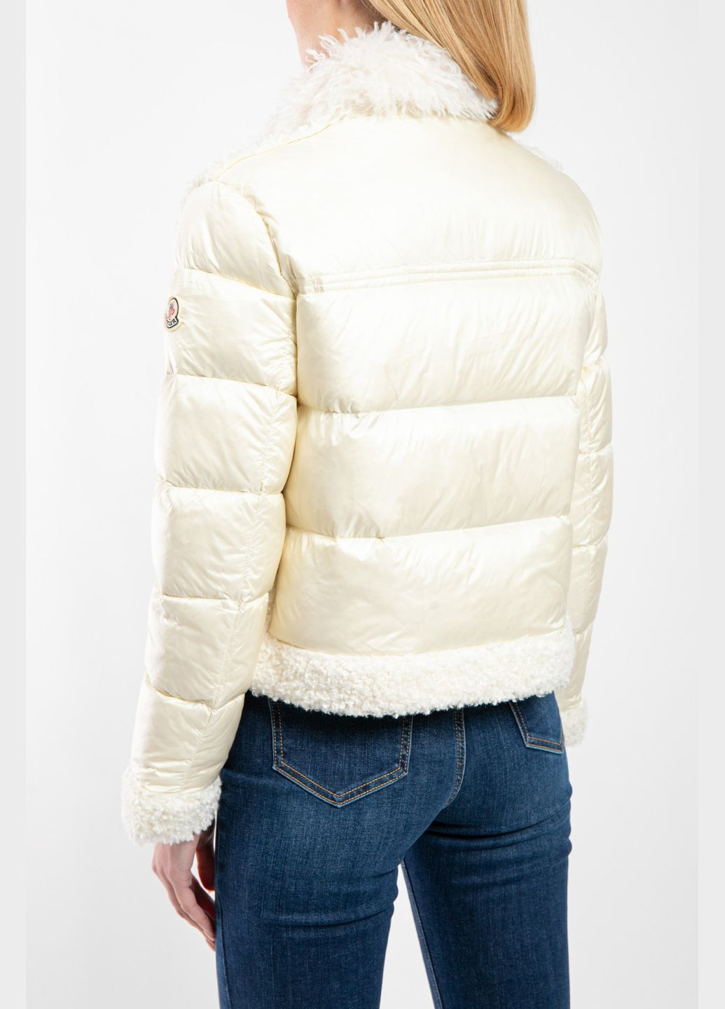 Молочная зимняя куртка Moncler