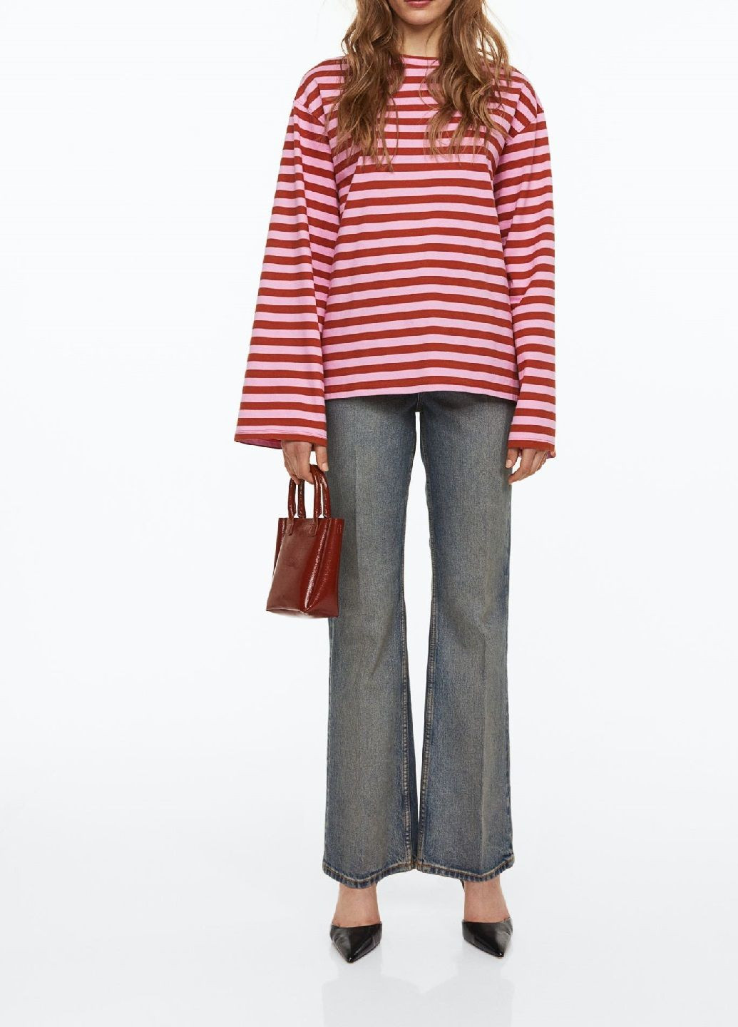 Розовый демисезонный свитер H&M