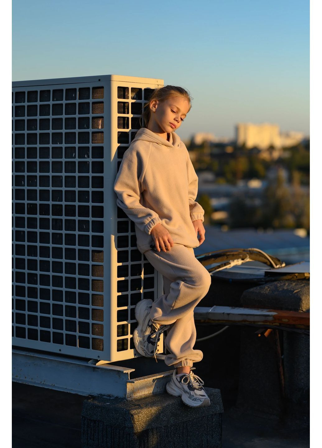 Бежевий флісовий костюм для дівчаток / підлітків No Brand