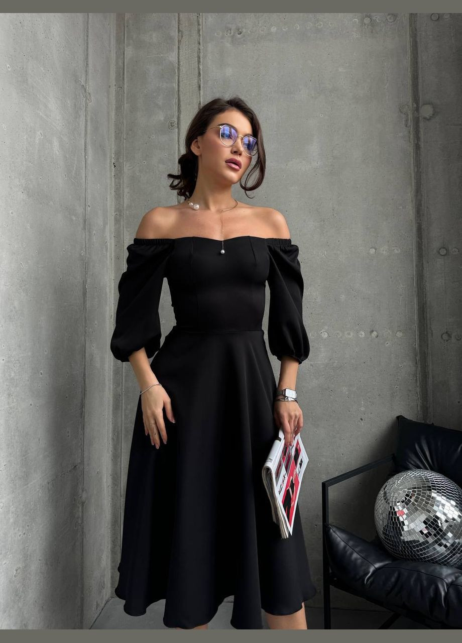 Черное повседневный женское платье меди с открытыми плечами с открытыми плечами Avanti однотонное