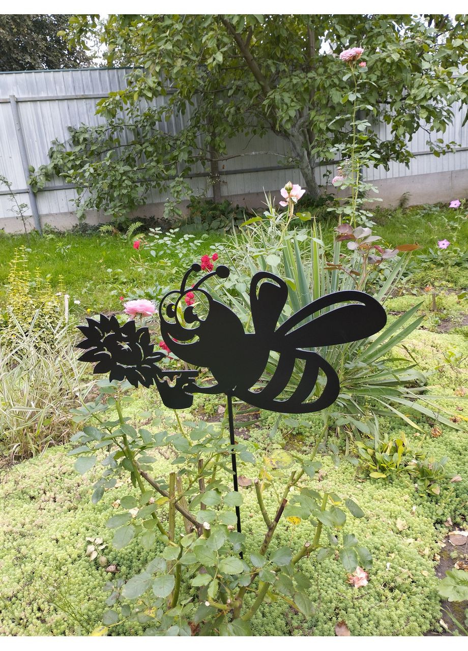 Фигура из металла Пчела для сада – декоративное садовое украшение, садовый декор из стали No Brand (368896418)