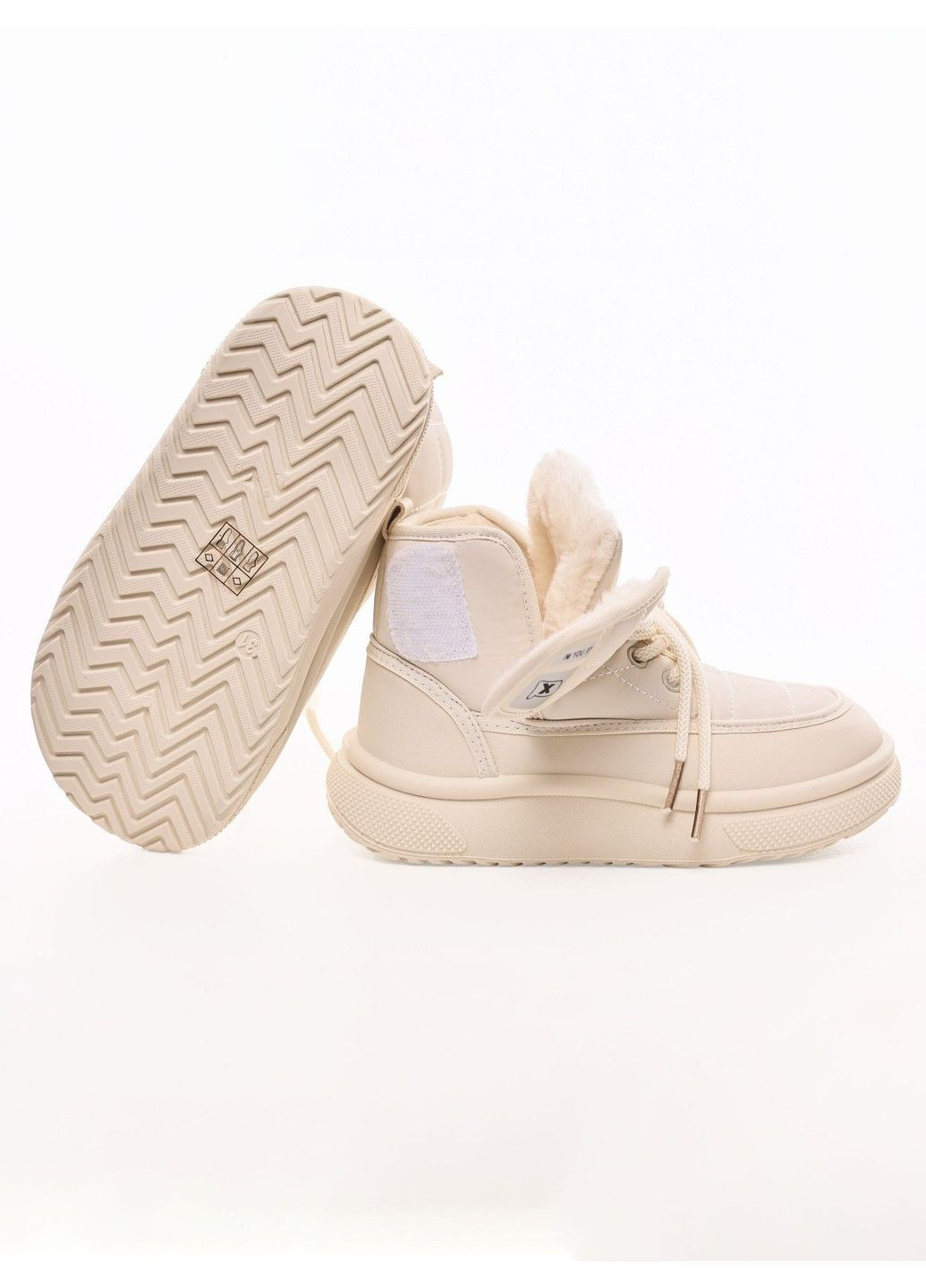 Молочні кросівки для дівчинки підлітка AMMY