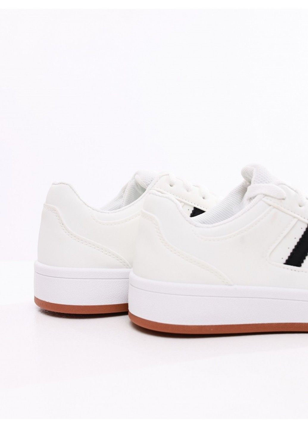 Белые кеды женские STREAM