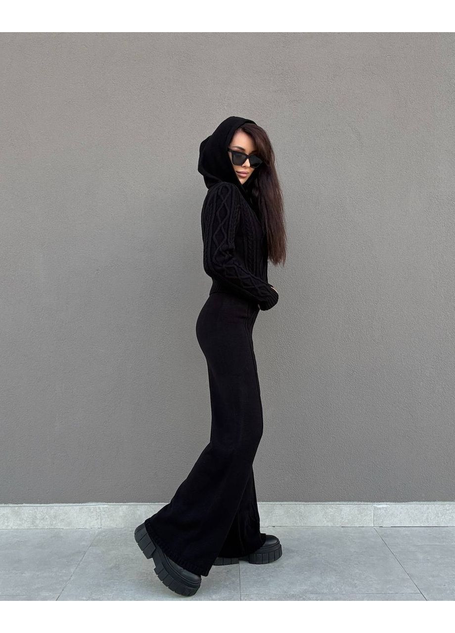 Стильний в’язаний комплект зі щільної машинної в’язки Vakko (362556034)