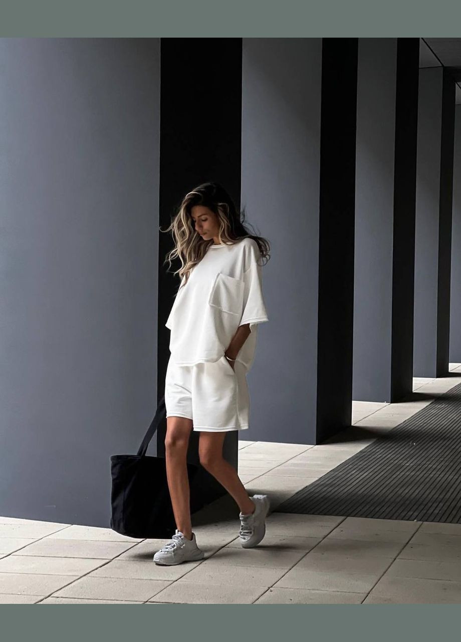 Літній жіночий костюм оверсайз із футболкою та шортами No Brand Б1436/1437-095 (341279872)