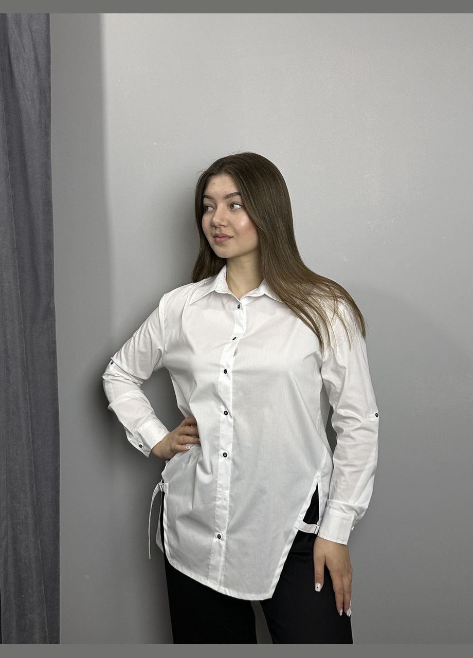 Белая рубашка женская удлиненная mkjl306501 Modna KAZKA