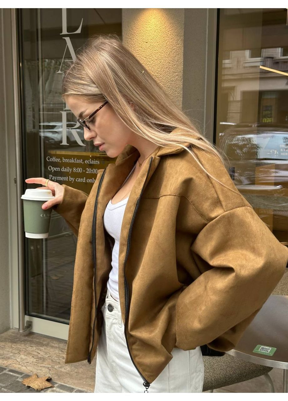 Бежева демісезонна куртка жіноча замшева Style Point