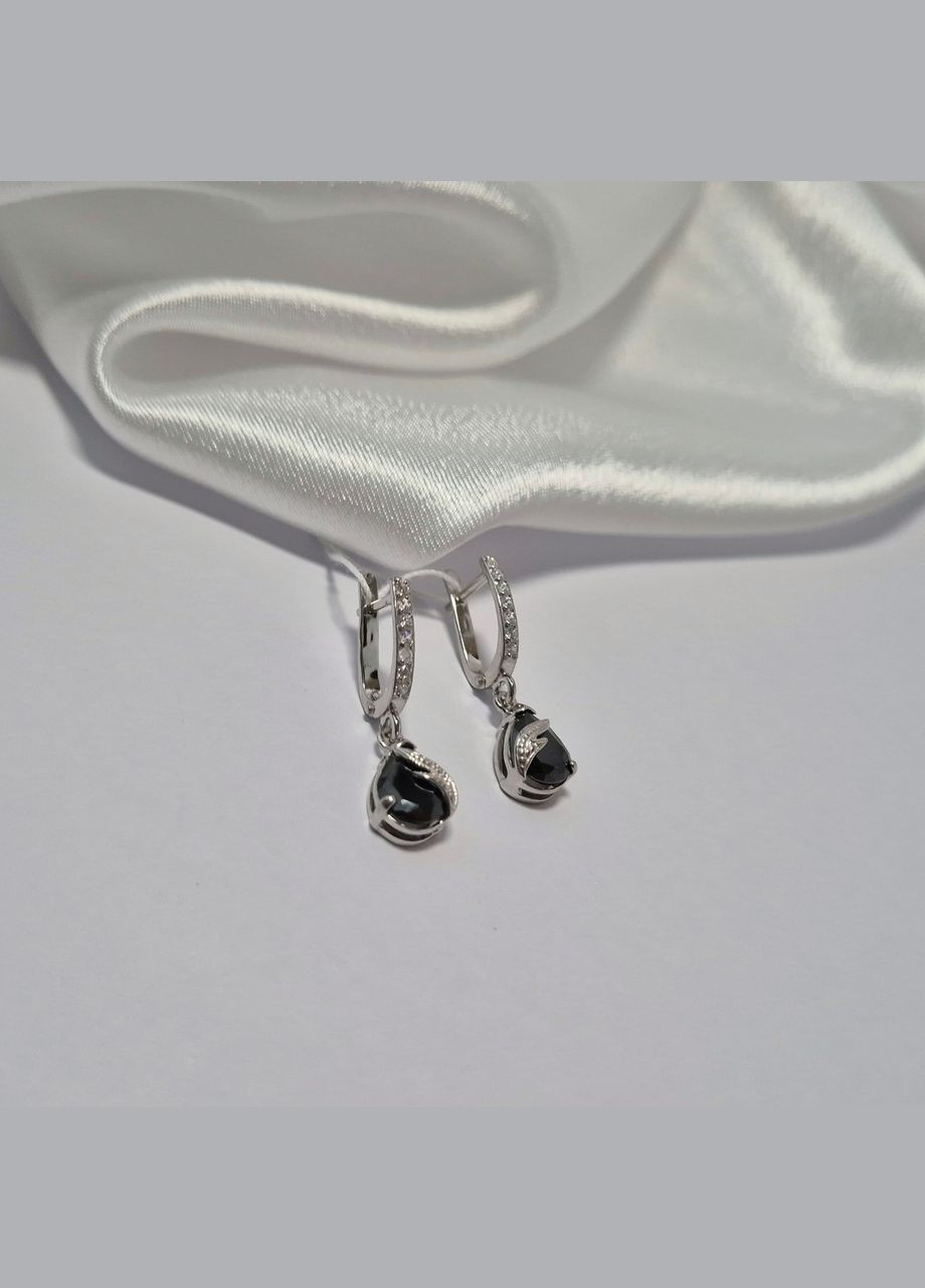 Срібні довгі сережки з підвіскою Крапельки з Чорними каменями срібло 925 проби Родоване 72239ч 4.20г No Brand (316261661)