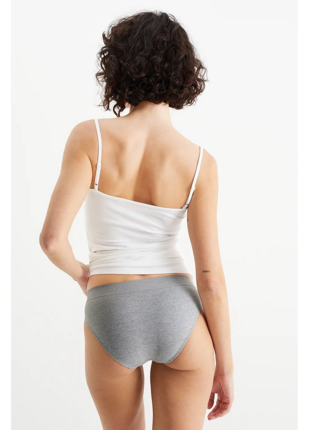 Трусики (3 ед) C&A (335363946)