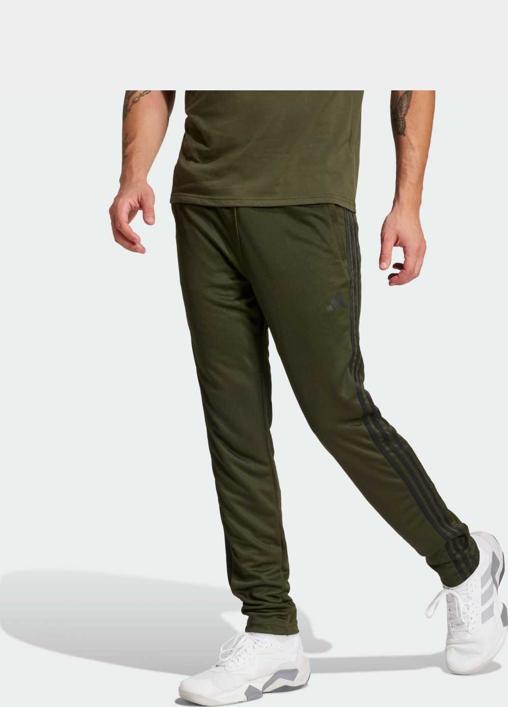 Зеленые спортивные демисезонные брюки adidas