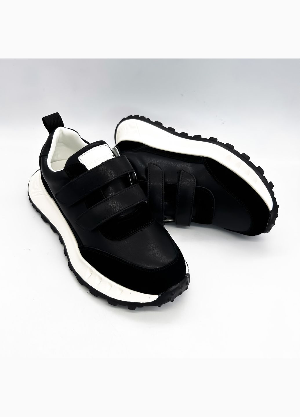 Черные всесезонные кроссовки (р) кожа/замша 0-1-1-yc-77122-88 Lifexpert