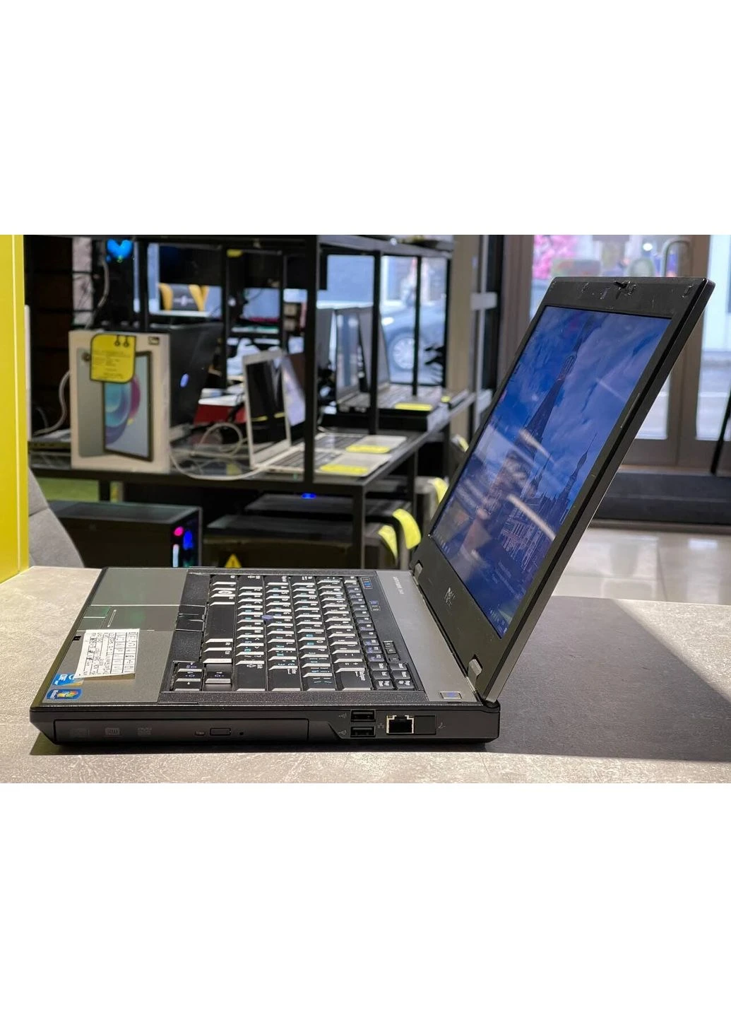Ноутбук Latitude E5410 / 14" (1440x900) TN / intel Core i5-450M (2 (4) ядра по 2.4 - 2.66 GHz) / 8 GB DDR3 / 240 GB SSD / intel Dell (398146804)