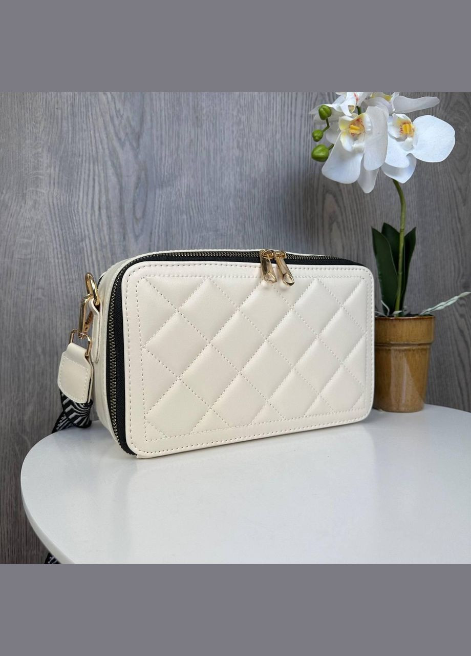 Стильна жіноча міні сумочка клатч екошкіра стьобана на плече молочна (sku_1260М) No Brand (330576311)