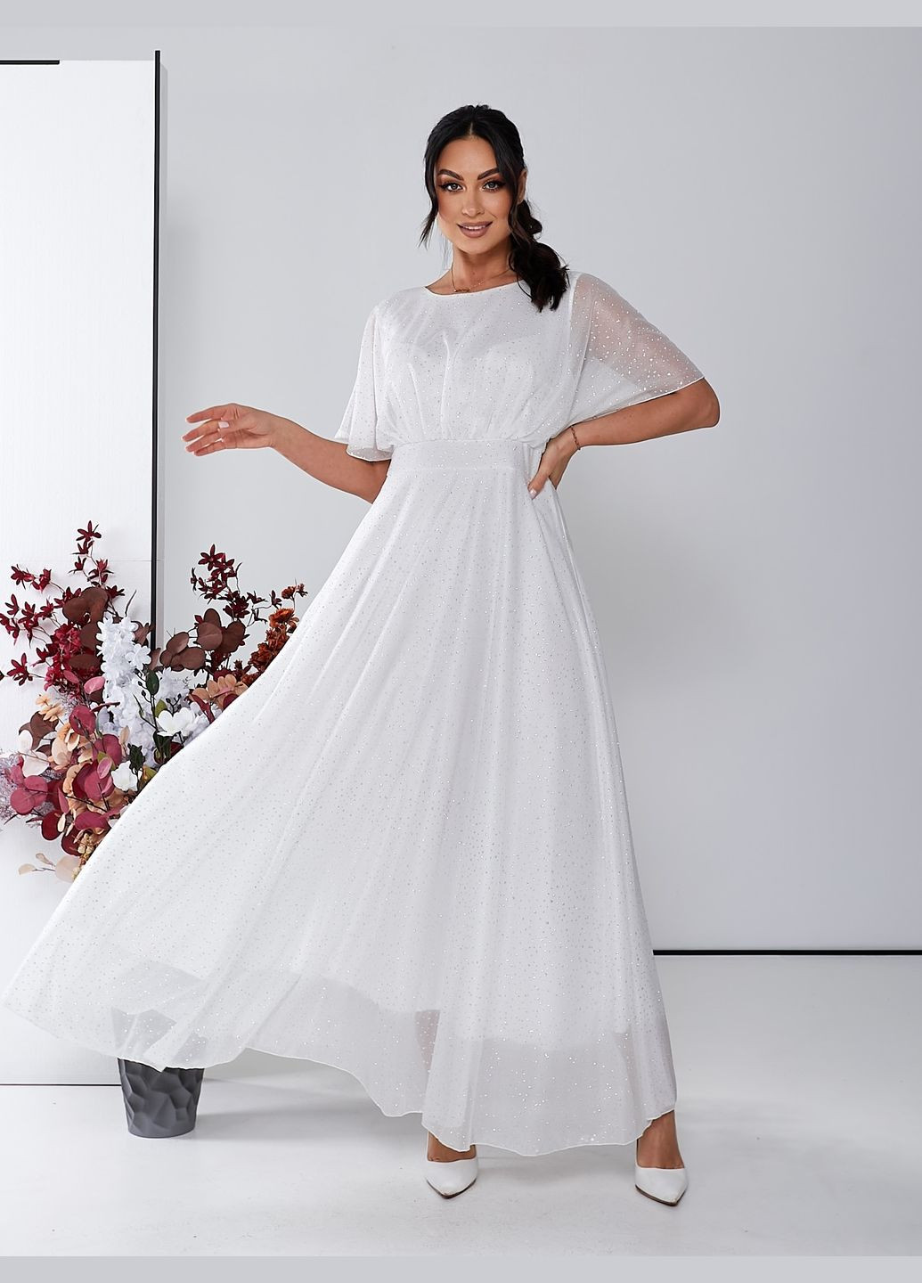 Белое праздничный шифоновое платье макси со стразами колокол No Brand однотонное