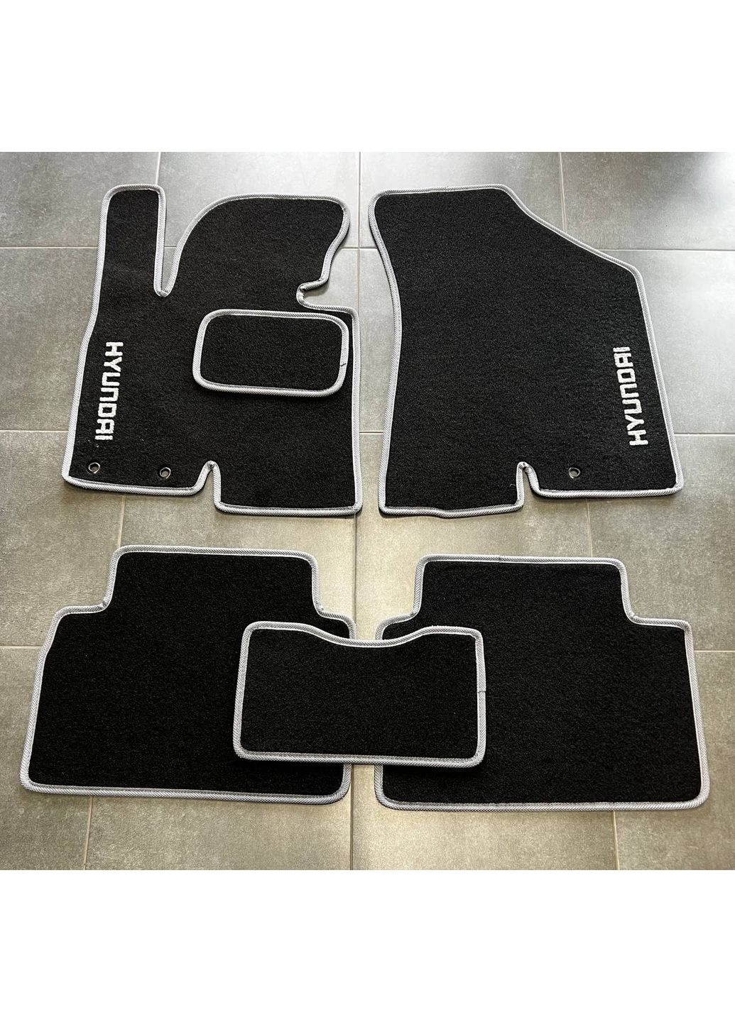 Ворсовые коврики в салон для Hyundai (2010-)/Хюндай Ай Икс 35 /Чёрные, белая окантовка Beltex ix35 (360617882)