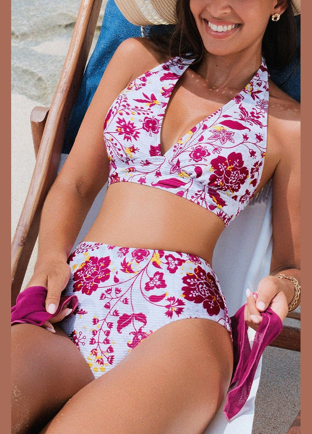 Белый летний купальник (купальный лиф, плавки, парео) CUPSHE